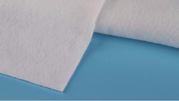 棉衣里的針刺棉是什么材料？